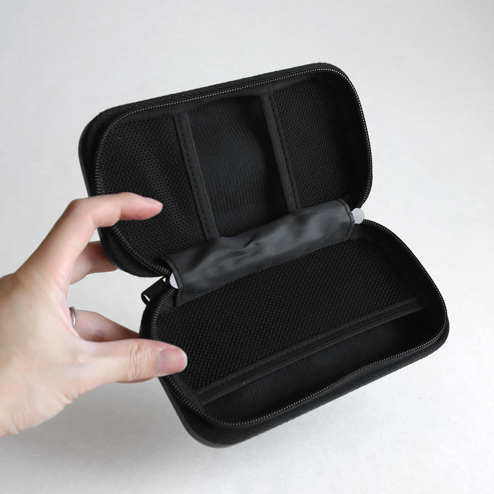 nahe ネーエ / HARD SHELL CASE S ブラック｜ハードシェルケース HIGHTIDE ハイタイド ガジェットケース ポーチ コンパクト 収納 小物入れ モバイルアクセサリケース｜116073 blw-store-10002435 B.L.W サンプル画像2