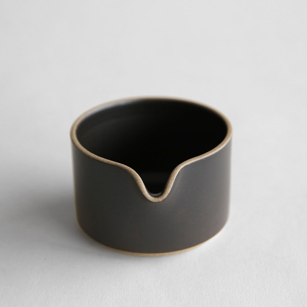 HASAMI PORCELAIN �ϥ��ߥݡ������ / ���꡼�ޡ� HPB028 �֥�å���Creamer �ߥ륯�ԥå��㡼 �Ҹ� �Ⱥ����� ���� �Żҥ�� �������б� ���ե� �ץ쥼��� �����å��� ����ץ� ���ʻȤ���118396