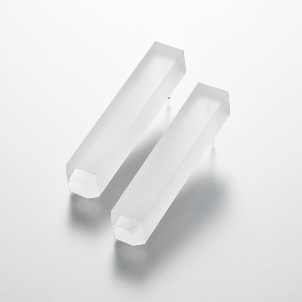 NUEN / SURFACE LONG EARRING / PIERCE(CLEAR)【ヌエン/サーフェスロングイヤリング/ピアス/クリア/アクリル/アクセサリー】[114573