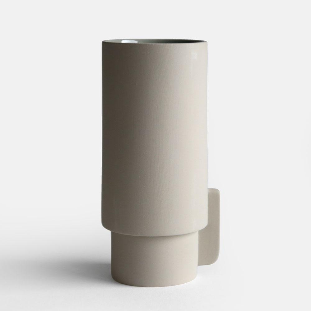 Form & Refine / Alcoa Vase size:L[117398