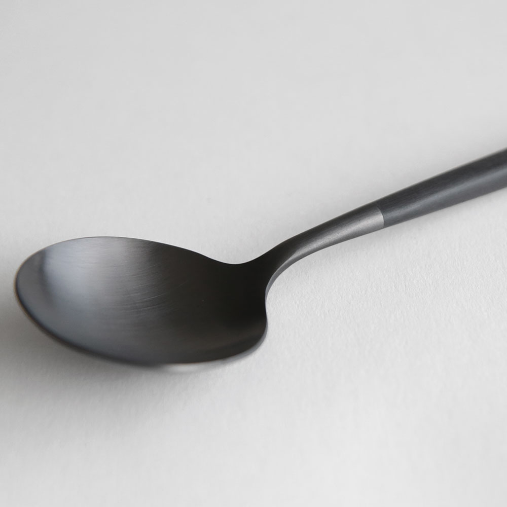 Cutipol クチポール / GOA テーブルスプーン ブラックブラック｜メール便可 10点まで｜カトラリー ゴア ディナースプーン TABLE SPOON ブラック Black ブラックブラック Black×Black おしゃれ モダン 高級感 ポルトガル製 ギフト プレゼント｜118918 2