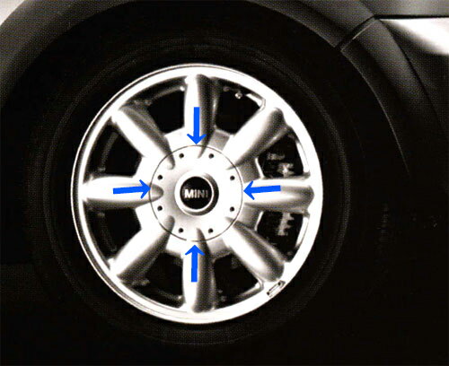 【12/11 2時まで！エントリー＋店舗内買い回りで最大P10倍！】BMW MINI アクセサリー R50 R52 R53用 ホイールキャップ 8スポークR82 シルバー