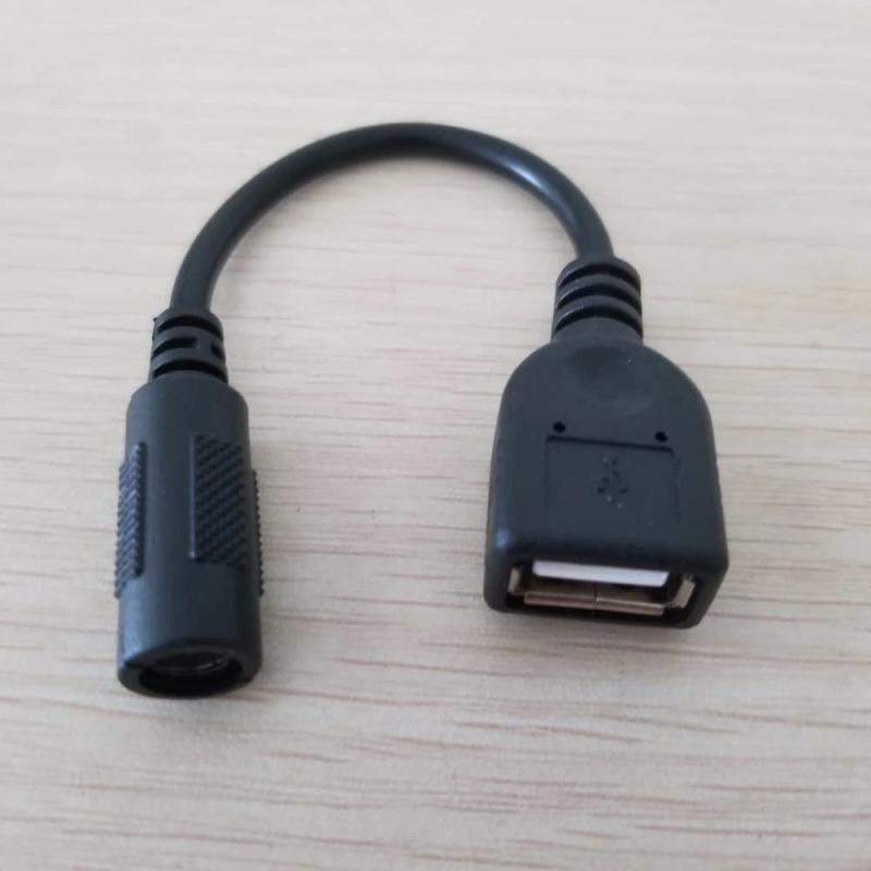 POKAH DC電源 変換ケーブル USBメス/メス 外径5.5mm 内径2.1mmケーブル長: 約12cmプラグ規格: 内径φ2.1mm, 外径φ5.5mm, センタープラス端子形状: DC メス/USB2.0 Aタイプ メス使用用途: USB機器、防犯カメラ、LEDテープライトなど5.5mm*2.1mmのDCジャックを使う機器全般ACアダプターの電源ケーブルのコネクタを変換します。オスのコネクタに接続してUSB2.0のAタイプのメスのコネクタにします。