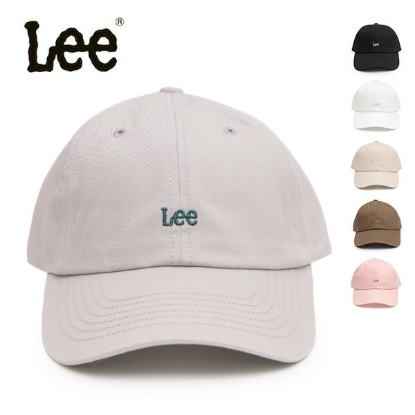 ブランド リー【Lee】 モデル名 ORGANIC COTTON 6P CAP 品番 260-076601 カラー BLACK(01) / GRAY(03) / WHITE(06) / PINK(15) / BROWN(91) / BEIGE(93) サイズ ONESIZE 約57 - 59cm 素材 綿100％ 生産国 中国 アイテム説明 リー/Leeより、キャップが入荷致しました。 フロントの刺繍がアクセント、シンプルな6Pキャップです。 カラーバリエーションが豊富。またボディにより、刺繍カラーが異なります。 バックのベルトでサイズ調整が可能なので男女問わず着用していただけます。 お出かけはもちろん、アウトドアシーンにも活躍するアイテムです。 その他Leeはこちら★ ご注意 ※ネコポス発送は一点まで/代引き不可/日時指定不可となります。 ※汗や雨などで湿った状態、浸けおき、及び摩擦によって色落ちや色移りすることがあります。 ※刺しゅうが直接肌に触れる製品は、肌にチクチクとした痛さやかゆみを感じるときがあります。気になる場合は着用をお控えください。 商品はお使いのPCや携帯電話の環境や画質により、掲載画像の色味が実物と若干異なる場合がございます。 正規代理店・正規販売店から直接仕入れを行っておりますが、仕入れ方法等により箱等の付属品がない場合や箱やケース等に傷や汚れがある場合がございます。