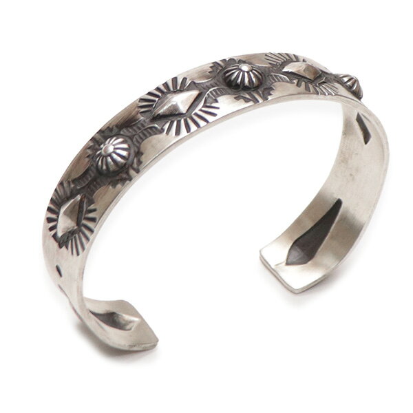 樂天商城 - エルヴィラ・ビル【Elvira Bill】NAVAJO 110299 バングル シルバーアクセサリー インディアンジュエリー ナバホ族 ユニセックス メンズ レディース 小物 カジュアル アクセサリー プレゼント ギフト【送料無料】