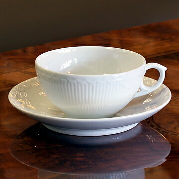 ロイヤルコペンハーゲン[Royal Copenhagen] ホワイトハーフレース ティーC/S #1128-080のサムネイル