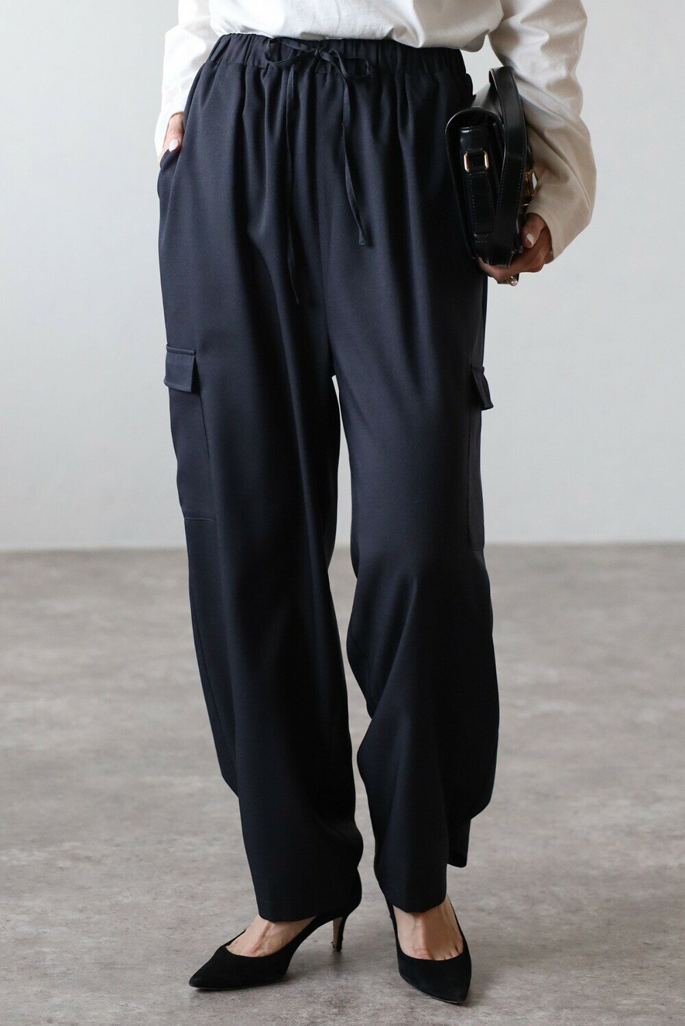 ＼全品5%OFFクーポンで5748円！27日1:59まで／ 裾ボタンカーゴパンツ 77-004801のサムネイル