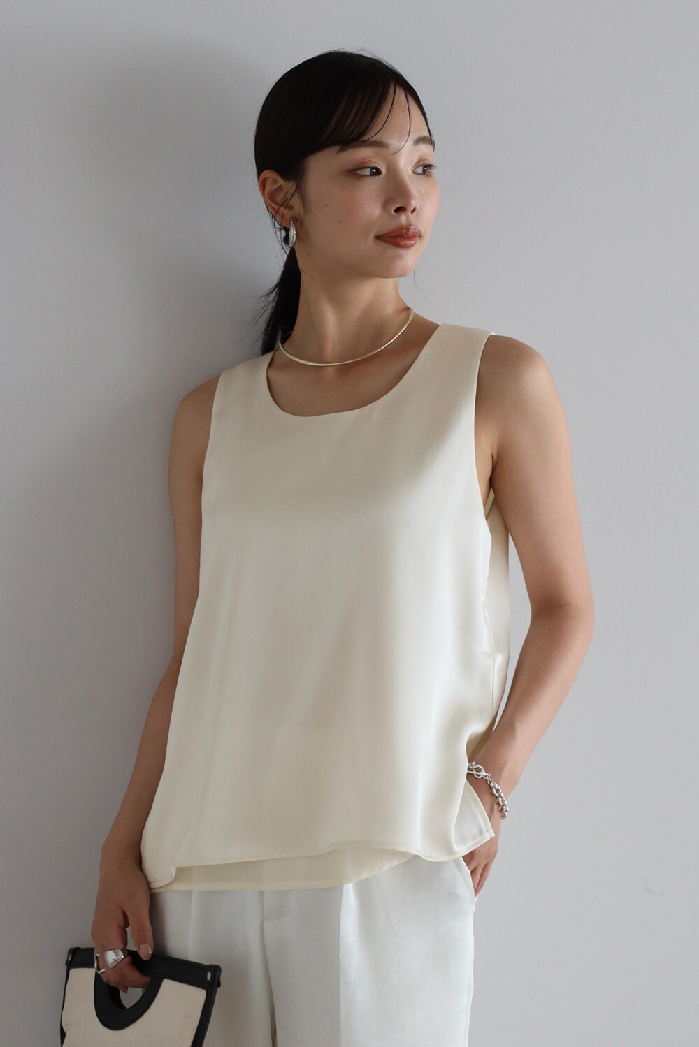 ENC エンク layered like satin tank top / レイヤード風サテンタンク 77-004893のサムネイル