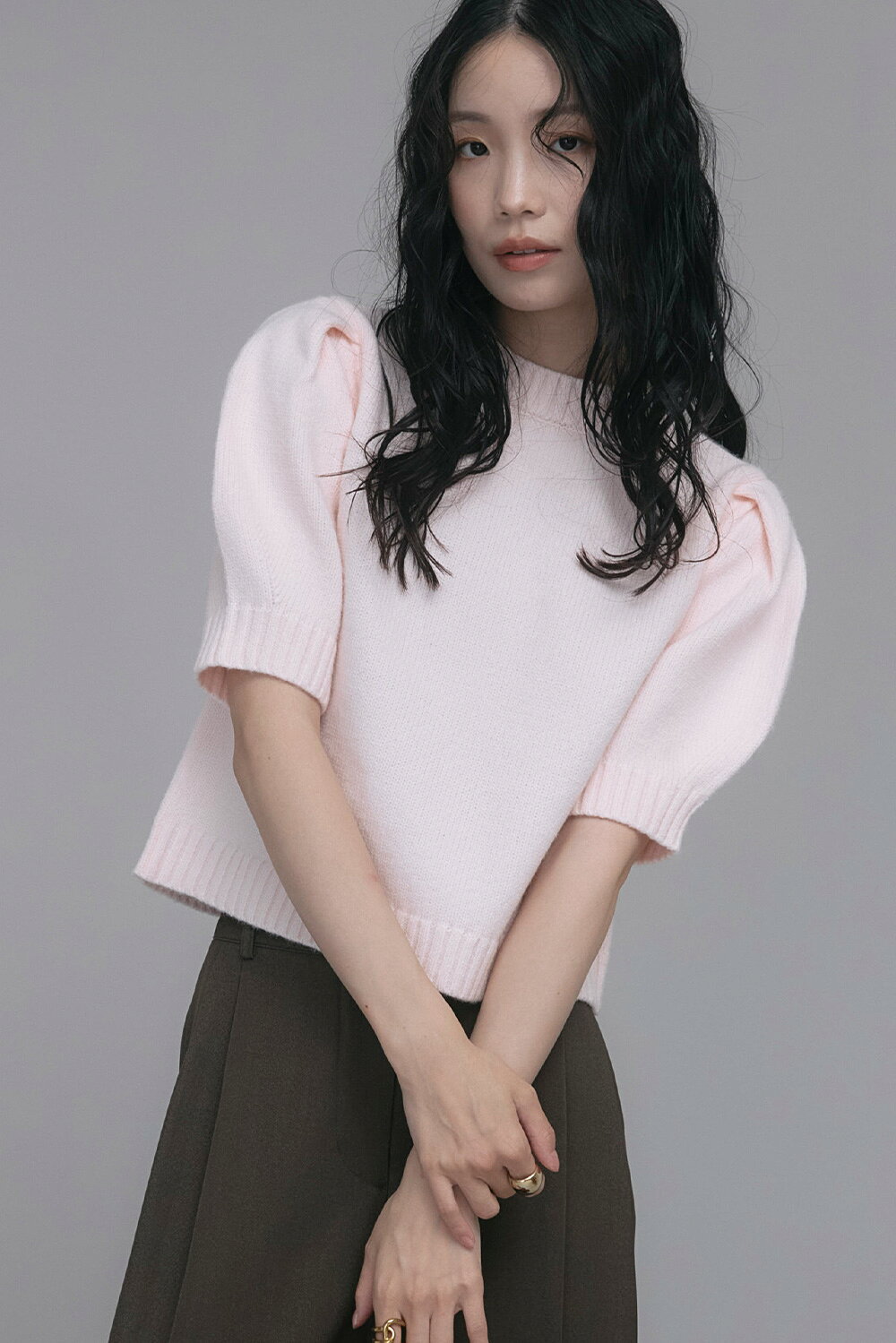 ＼3千円以上で10％OFFクーポンで5247円！／ENC エンク puff half sleeve back ENC plate knit / パフハ..