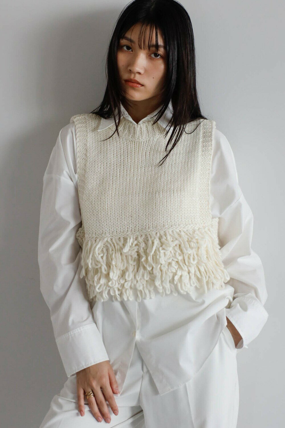 fringe roving knit vest / ロービングフリンジニットベスト 88-005087のサムネイル