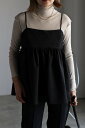 華やかな雰囲気を演出してくれる、ふくれジャガードキャミソール