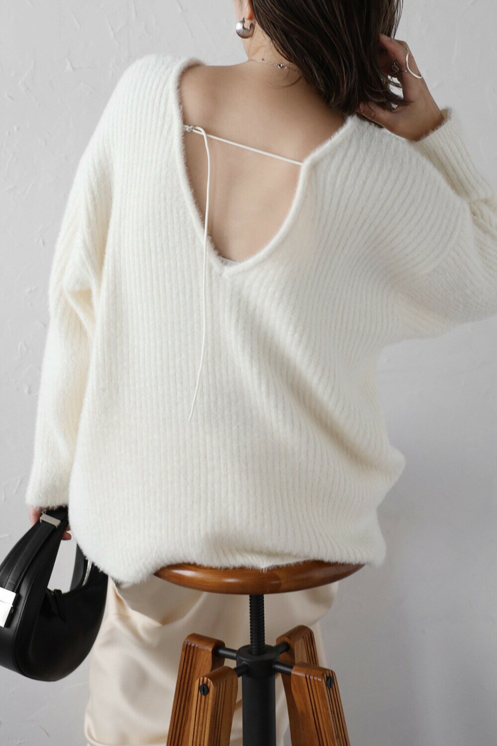 前後2WAYシャギーミドルニット【予約/10月中旬】のサムネイル