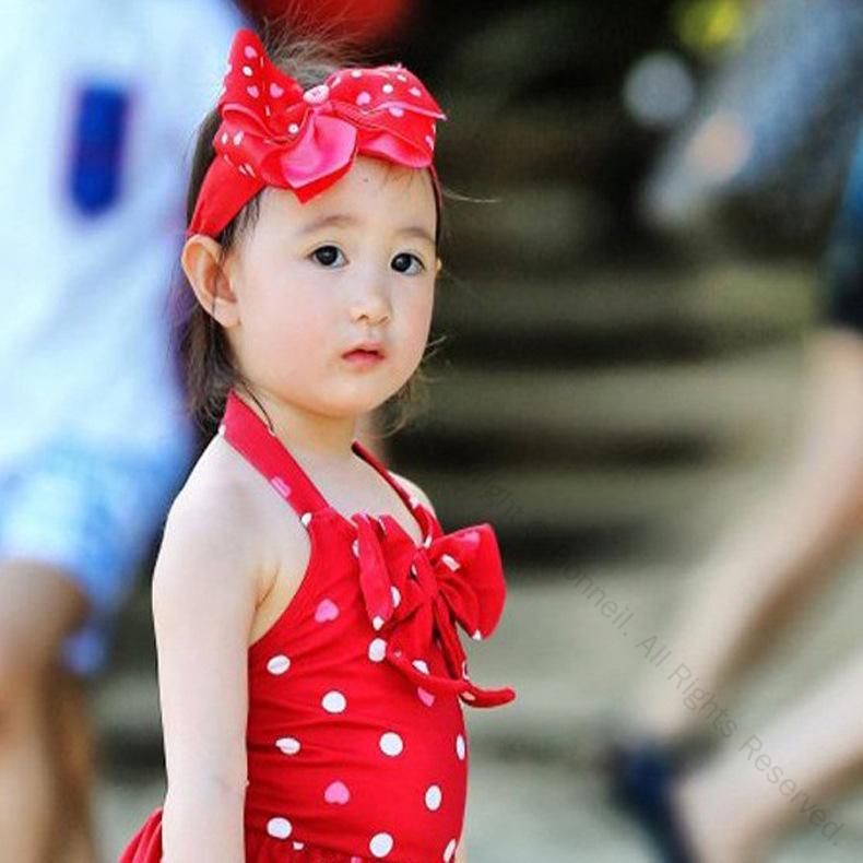 水着 キッズ 女の子 ベビー かわいい 速乾 伸縮性 ワイヤーなし パッドなし ワンピース型 ヘアバンド付き フリル スイムウェア ドット柄 キティちゃん 赤 青 プール 海 レジャー ダンス 子供用水着 夏向けおしゃれデザイン