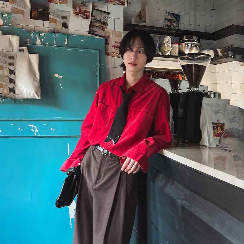 秋冬 メンズ コーデ シンプル ファッション オシャレ 大人 かっこいい 大きいサイズ ストリート 紳士服 干支 赤 コーデュロイ 長袖 シャツ ハイエンド レトロ トレンド感抜群の高品質素材採用のサムネイル
