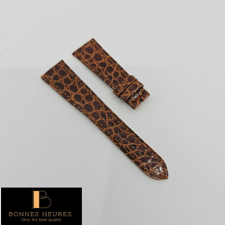 パテックフィリップ純正革ベルト19-14mmエナメルブラウンCalatrava他 パテックフィリップ　ベルト　純正　19mm アリゲーター　クロコダイル Calatrava Patek Philippe 純正オリジナル ベルト素材：アリゲーター 色：エナメルブラウンサイズ : ラグ幅19mm 尾錠幅14mm 約6cm×10cm(Sサイズ)厚さ: フラットタイプ約2~3mm 状態 : 未使用品スイス製モデル：Calatrava 他ヨーロッパでも入手困難なこちらの純正革ベルトは、フランスにありました時計店の在庫品から取り寄せました希少な純正革ベルトでございます。 ＊可能な限り商品に忠実に撮影するようにしていますが、モニターによっても微妙に色調が違う場合があると思いますので、ご了承ください。＊未使用新品ですが、開封してから多少の時間は経過しております(デッドストック品)ので、神経質な方はご遠慮ください。＊複数の商品をご購入の場合は、もちろん同梱発送させていただきます。＊何かご質問等ございましたら、わかる範囲でお答えさせていただきますので、お気軽にご質問ください。 5