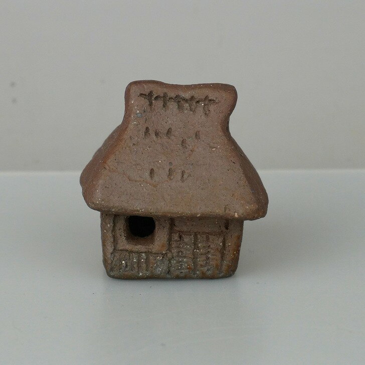 盆栽飾り 盆景 くずや 文山 越前文山 高さ 約4.5cm 添配 ミニチュア 茅舎 家屋 家 盆栽 枯山水 景色 飾り 添え 置き物 小物 ミニ庭園 風景 フィ...