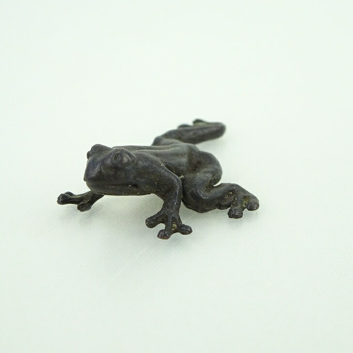 盆栽飾り 盆景 蛙 高さ 約1cm 添配 カエル かえる 銅製 金属製 彫刻 盆栽 枯山水 景色 飾り 添え 置き物 小物 ミニ庭園 風景 ミニチュア フィギア...