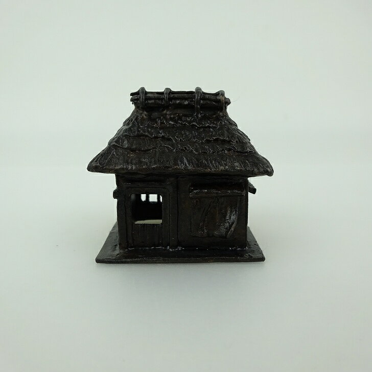 盆栽飾り 盆景 くずや 高さ 約3.5cm 添配 茅舎 家屋 銅製 金属製 彫刻 盆栽 枯山水 景色 飾り 添え 置き物 小物 ミニ庭園 風景 ミニチュア フィ...