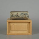 【中古】 盆栽鉢 茶山作 茶山彫 小鉢 長辺 約8.5cm 長方鉢 彫入 人物 山水図 箱付 観賞用 現品 中古鉢