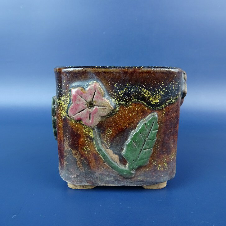 【中古】盆栽鉢 落款あり小鉢 長辺 約7.7cm 正方鉢 色絵 花付 はな ハナ 釉薬 観賞用 現品 中古鉢 送料無料