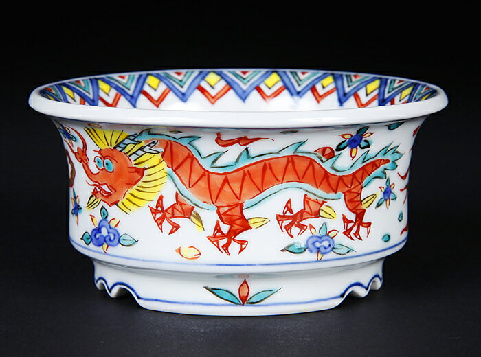 昭阿弥色絵万歴龍丸鉢