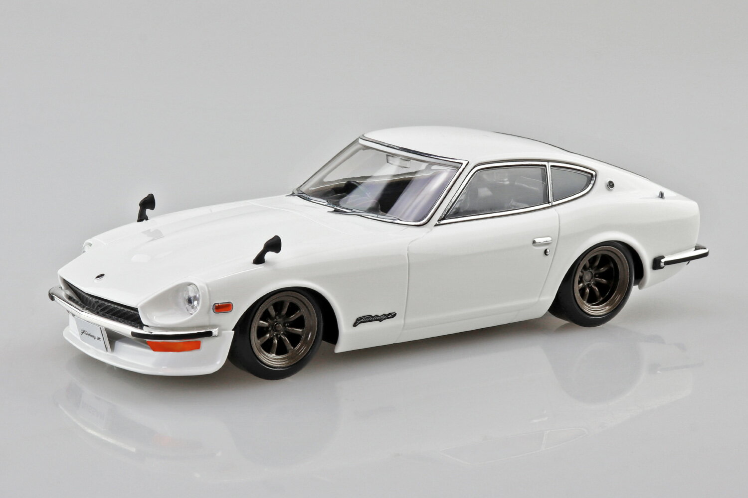 1/18京商 日産フェアレディZ(S30)ストリートスポーツ ブルー 1/18京商 日産フェアレディZ(S30)ストリートスポーツ ブルー