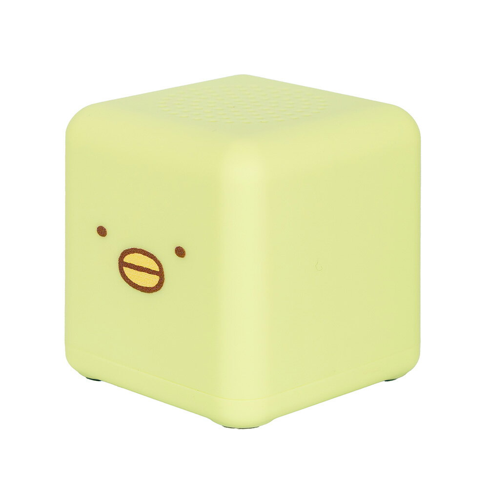 つなげて・集めて・楽しめる、すべてがひとつに。
「BITVOL（ビットヴォル）」は、手のひらサイズのBluetoothスピーカーです。
単に“音”を楽しむだけでなく、集めて飾るコレクションアイテムとしての魅力や複数台を同時につなげて体験できる臨場感あふれるサウンドを提供します。

【商品概要】
「BITVOL（ビットヴォル）」は、つなげて・集めて・楽しめる、がひとつになったBluetoothスピーカーです。

■つなげる
最大99台のBITVOLを同時にペアリングできます。
集めたBITVOLを余すことなく楽しむことができます。

■集める
コレクションして楽しむこともBITVOLの魅力です。Bluetoothスピーカーとしての機能はもちろん、
好きなキャラクターやデザインのBITVOLを飾ることで、空間を自分色に演出できます。

■楽しめる
1台でも十分に“音”を楽しむことができるBITVOLですが、複数台をつなげればより迫力のあるサウンドを体験できます。

■コンパクトなボディ
手のひらサイズのコンパクトなボディで置き場所を選ぶことなく、使用することができます。

■いつでも、どこでも
家族団らんのリビングに、遊びを全力で楽しむ子供部屋に、家族でお出かけする車内に、いつでもどこでも様々なシーンにマッチします。

■たっぷり使える
フル充電でたっぷり5時間のバッテリーで長時間の使用も可能です。

◎内容
・BITVOL本体
・USB type-C

＜商品仕様＞
●定格出力：3W
●再生周波数帯域：20Hz〜20kHz
●S／N比：＞80db
●スピーカー出力：3W
●バッテリー：3.7V／300mAh
●Bluetoothバージョン：5.3
●サイズ：38mm×38mm×38mm
●重量：43g
●充電端子：USB type-C