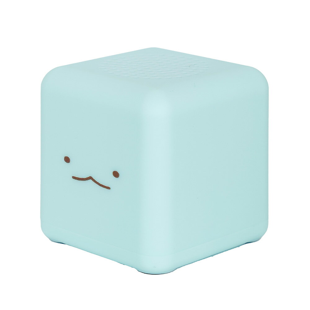 つなげて・集めて・楽しめる、すべてがひとつに。
「BITVOL（ビットヴォル）」は、手のひらサイズのBluetoothスピーカーです。
単に“音”を楽しむだけでなく、集めて飾るコレクションアイテムとしての魅力や複数台を同時につなげて体験できる臨場感あふれるサウンドを提供します。

【商品概要】
「BITVOL（ビットヴォル）」は、つなげて・集めて・楽しめる、がひとつになったBluetoothスピーカーです。

■つなげる
最大99台のBITVOLを同時にペアリングできます。
集めたBITVOLを余すことなく楽しむことができます。

■集める
コレクションして楽しむこともBITVOLの魅力です。Bluetoothスピーカーとしての機能はもちろん、
好きなキャラクターやデザインのBITVOLを飾ることで、空間を自分色に演出できます。

■楽しめる
1台でも十分に“音”を楽しむことができるBITVOLですが、複数台をつなげればより迫力のあるサウンドを体験できます。

■コンパクトなボディ
手のひらサイズのコンパクトなボディで置き場所を選ぶことなく、使用することができます。

■いつでも、どこでも
家族団らんのリビングに、遊びを全力で楽しむ子供部屋に、家族でお出かけする車内に、いつでもどこでも様々なシーンにマッチします。

■たっぷり使える
フル充電でたっぷり5時間のバッテリーで長時間の使用も可能です。

◎内容
・BITVOL本体
・USB type-C

＜商品仕様＞
●定格出力：3W
●再生周波数帯域：20Hz〜20kHz
●S／N比：＞80db
●スピーカー出力：3W
●バッテリー：3.7V／300mAh
●Bluetoothバージョン：5.3
●サイズ：38mm×38mm×38mm
●重量：43g
●充電端子：USB type-C