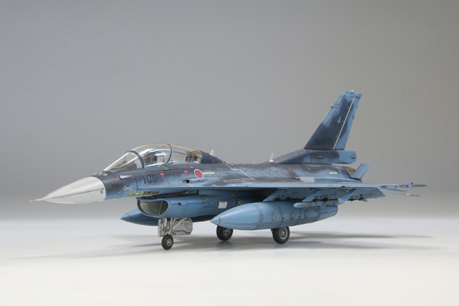 1/72 �Ҷ������� F-2B ��Ʈ�� (w/ �ѥ����å�) ��FF09�� (�ץ��ǥ�)