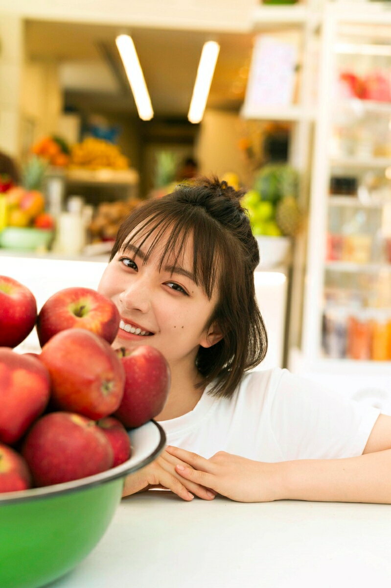 【楽天ブックス・Amazon限定版】藤崎ゆみあ写真集 カレンダー付き限定版(仮)