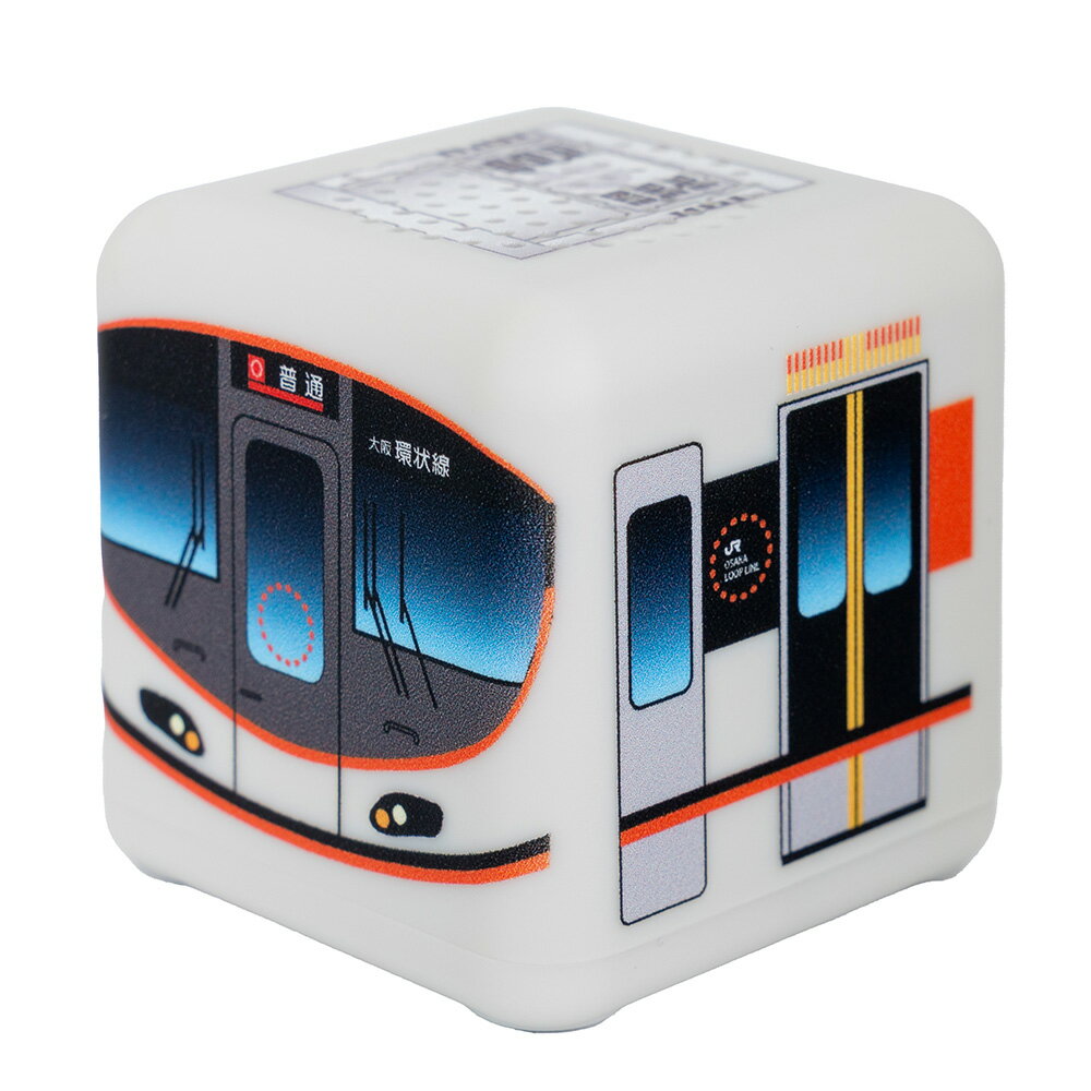 つなげて・集めて・楽しめる、すべてがひとつに。
「BITVOL（ビットヴォル）」は、手のひらサイズのBluetoothスピーカーです。
単に“音”を楽しむだけでなく、集めて飾るコレクションアイテムとしての魅力や複数台を同時につなげて体験できる臨場感あふれるサウンドを提供します。

【商品概要】
「BITVOL（ビットヴォル）」は、つなげて・集めて・楽しめる、がひとつになったBluetoothスピーカーです。

■つなげる
最大99台のBITVOLを同時にペアリングできます。
集めたBITVOLを余すことなく楽しむことができます。

■集める
コレクションして楽しむこともBITVOLの魅力です。Bluetoothスピーカーとしての機能はもちろん、
好きなキャラクターやデザインのBITVOLを飾ることで、空間を自分色に演出できます。

■楽しめる
1台でも十分に“音”を楽しむことができるBITVOLですが、複数台をつなげればより迫力のあるサウンドを体験できます。

■コンパクトなボディ
手のひらサイズのコンパクトなボディで置き場所を選ぶことなく、使用することができます。

■いつでも、どこでも
家族団らんのリビングに、遊びを全力で楽しむ子供部屋に、家族でお出かけする車内に、いつでもどこでも様々なシーンにマッチします。

■たっぷり使える
フル充電でたっぷり5時間のバッテリーで長時間の使用も可能です。

◎内容
・BITVOL本体
・台座プレート
・USB type-C

＜商品仕様＞
●定格出力：3W
●再生周波数帯域：20Hz〜20kHz
●S／N比：＞80db
●スピーカー出力：3W
●バッテリー：3.7V／300mAh
●Bluetoothバージョン：5.3
●サイズ：38mm×38mm×38mm
●重量：43g
●充電端子：USB type-C