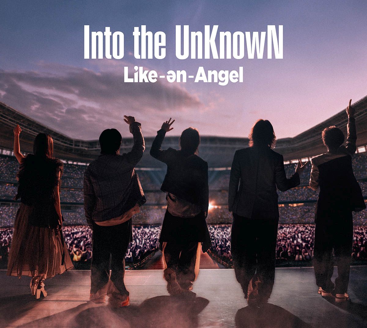 tetsuya（L'Arc-en-Ciel）率いるLike-an-Angel、
3rdシングル「Into the UnKnowN」リリース決定

メロディ！ラウド！グルーヴ！ Like-an-Angel、”未知の領域へ”。
デビューシングル「Angel beside yoU」(2025年6月)、2ndシングル「Crash to Rise」に続く
Like-an-Angelの待望のシングル第3弾「Into the UnKnowN」が2026年12月23日（水）にリリース決定！
作詞をjekyll、作曲をtetsuyaが担当した今作は、抜けの良い爽快なサビとダンサブルなグルーヴ
そしてハードなサウンドが共存した新たなアプローチとなっている。
タイトルが示す“未知の領域”へ。
「Into the UnKnowN」は、Like-an-Angelの現在地と、その先にある未来を示す楽曲だ。
抜けの良い爽快なサビと、ダンサブルなグルーヴ、そしてハードなラウドサウンドが共存。
これまでの2作品とは明らかに異なるアプローチを取り入れながら、
tetsuyaならではの強度あるメロディを軸に、バンドとしての音圧と鋭さをさらに一段引き上げている。
キャッチーでありながら攻撃的。ヘヴィでありながら身体を動かすグルーヴを持つ、
新たなLike-an-Angelの方向性を鮮明に打ち出したナンバーに仕上がった。