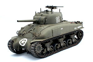 1/35 アメリカ中戦車M4A1シャーマン後期型 【35-053】 (プラモデル)