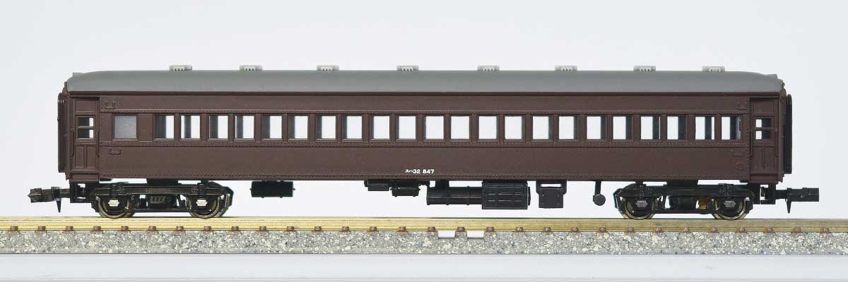 着色済みエコノミーキット 着色済み スハ32形 (茶色) 【11053】 (鉄道模型 Nゲージ)