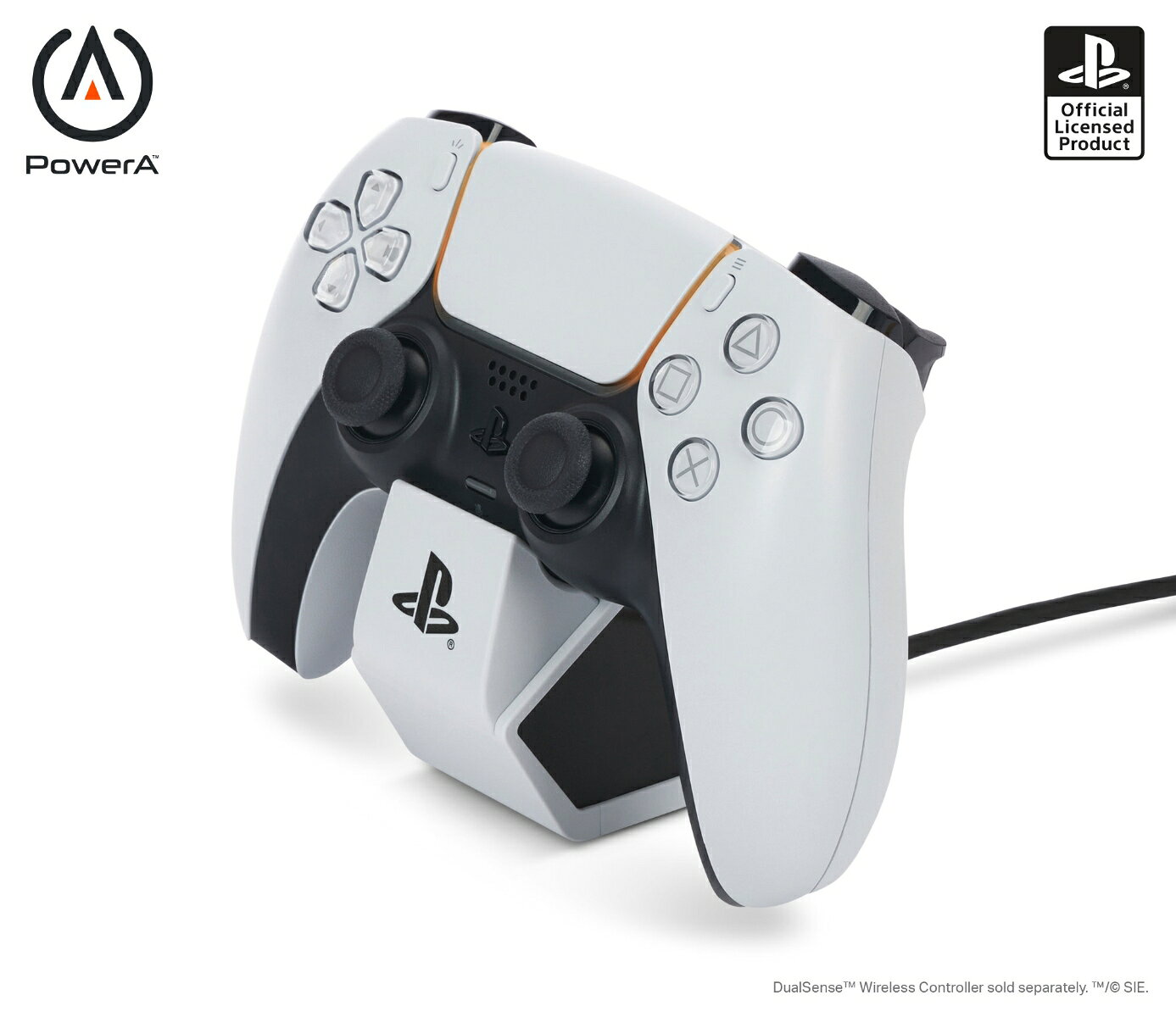 DualSense/ Dual Edge ワイヤレスコントローラーを充電できるチャージングステーション

PlayStation公式ライセンス製品。国内正規品限定2年保証。DualSense/ DualSense Edgeワイヤレスコントローラーを充電できるチャージングステーション。コントローラーを充電スタンドに置くだけで充電可能、充電が完了したらすぐにゲームを始められます。DualSenseワイヤレスコントローラーの洗練されたスタイルに合うようデザインされており、PlayStationR5と並べてディスプレイしたときもスタイリッシュな雰囲気を演出することができます。
※EC登録時は以下名称をご使用ください。
【PlayStation公式ライセンス製品】PowerA パワーエー ソロ チャージングステーション for PS5 DualSense and DualSense Edge ワイヤレスコントローラー PlayStation5 PSPW0361JP-01【国内正規品 2年保証】


■同梱物
チャージングステーション本体、USB-C to USB-A ケーブル (1m)、ユーザーマニュアル


&copy; 2023 ACCO Brands. PowerA およびPowerA ロゴはACCO Brandsの登録商標または商標です。“PlayStation”、“PS5”、“DualSense”、“DualSense Edge”、および“PlayStation Shapes Logo (gradated)”は、株式会社ソニー・インタラクティブエンタテインメントの登録商標または商標です。その他のすべての商標に関する権利は、それぞれの権利所有者に帰属します。株式会社ソニー・インタラクティブエンタテインメントおよびその関連会社のライセンスの下、製造および販売されています。