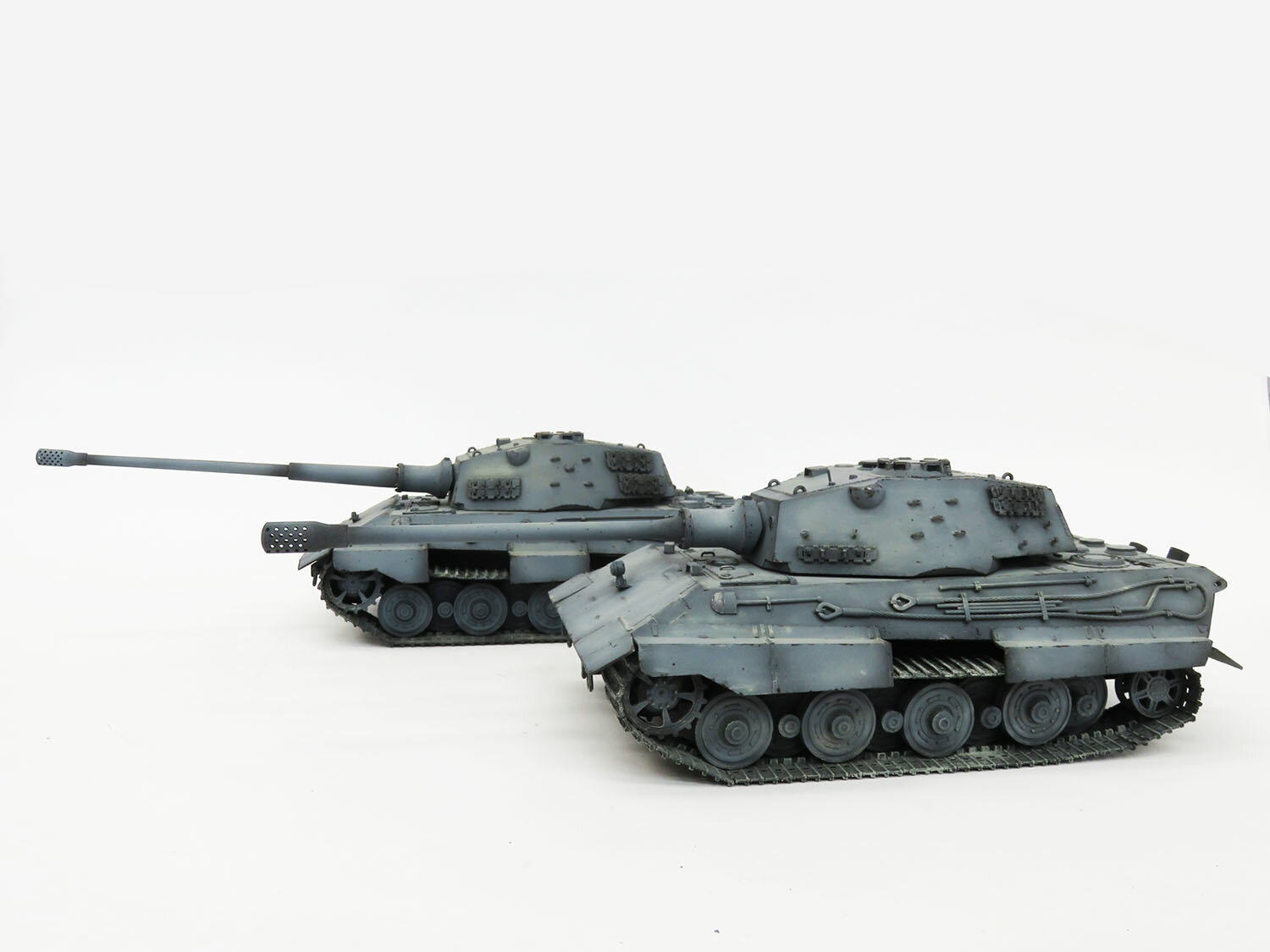 1/35 重戦車 E-75 10.5cm戦車砲 / 12.8cm戦車砲 搭載型 2in1 【47070】 (プラモデル)