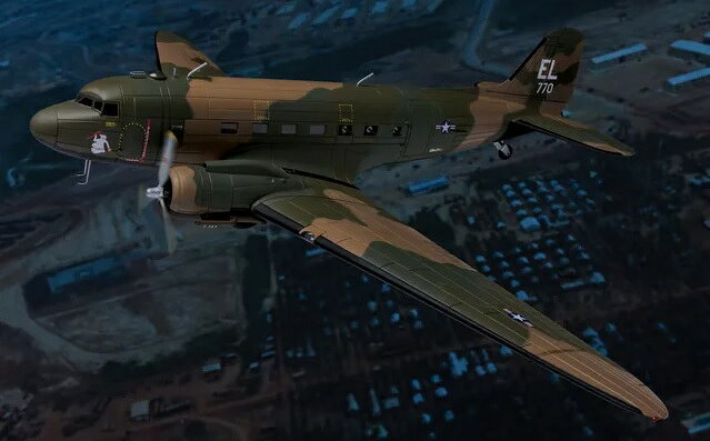 CORGI 1/72 ダグラス(TM) AC-47 ガンシップ “スプーキー71” J.レビトウ搭乗機 ベトナム1969 【CGAA38212A】 (ミニカー)