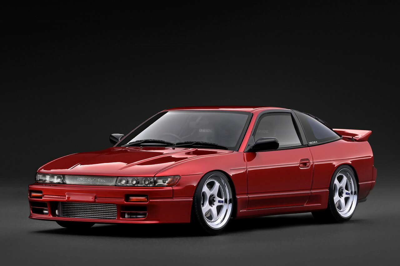 ignition model Nissan Sileighty Red Metallic (1/18 Scale) 【IG4071】 (ミニカー)