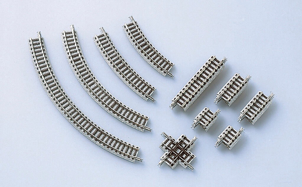 平面状でレールを交差させるためのセットです。
他のセットを併用、発展させることで多彩なレイアウトパターンがお楽しみいただけます。

特徴
●多彩なパターンが楽しめるように、90度クロスレールが入ったセット
●他のセットを併用、発展させることで多彩なレイアウトパターンが楽しめる
●木製枕木表現
●レール同士は爪でパチンと結合、簡単確実な接続
●従来TOMIXレールと接続互換あり

【ご注意】
※スーパーミニカーブレール、ミニカーブレールは小さな半径のカーブレールです。
これらのレール上をすべての車両が走行できるわけではありません。

製品内容
【レール】
●ストレートレールS70(F)
●ストレートレールS33(F)
●ストレートレールS18.5(F)
●ミニカーブレールC140-30(F)
●ミニカーブレールC140-60(F)
●ミニカーブレールC177-30(F)
●ミニカーブレールC177-60(F)
●クロッシングレールX37-90(F)

パッケージ形態
ブリスターパッケージ(吊り下げ式)

・ホビー系商品についての諸注意
メーカー都合により発売の大幅な延期が発生する可能性がございます。
予約商品についてはメーカーから順次入荷次第の発送となります。メーカー公表の発売日とは異なる場合がございますのでご了承ください。【対象年齢】：