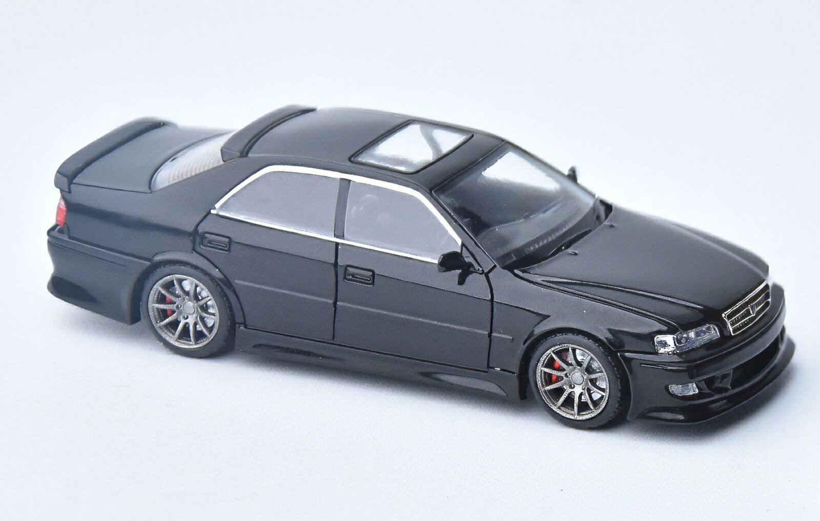 Model 1 1/64 トヨタ チェイサー JZX100 カスタムバージョン グロスブラック 【C33704】 (ミニカー)...
