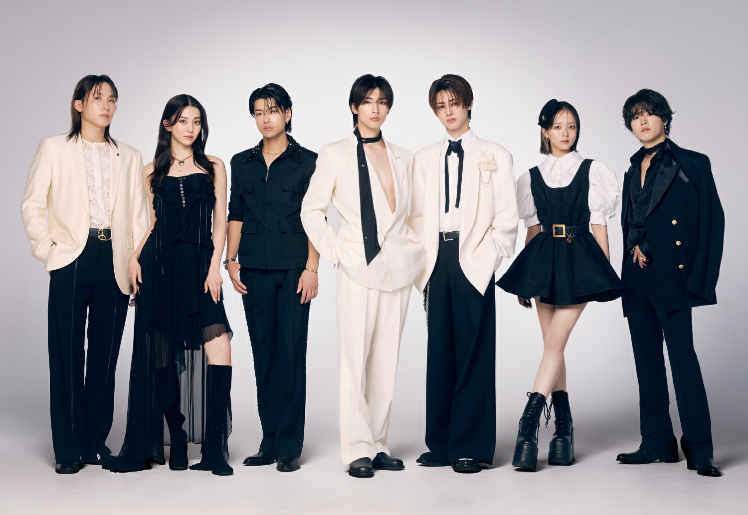 GENIC 5th Anniversary Live at 日本武道館(スマプラ対応)【Blu-ray】