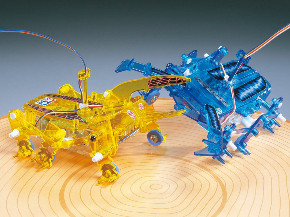 ロボクラフトシリーズ ロボクラフトシリーズ 2チャンネル リモコン昆虫対戦セット (カブトムシvsクワガタムシ) 【71120】 (プラモデル)