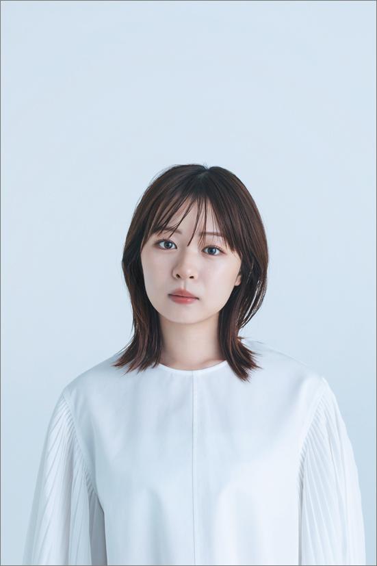 莉子の卓上カレンダー2027年版が発売決定
