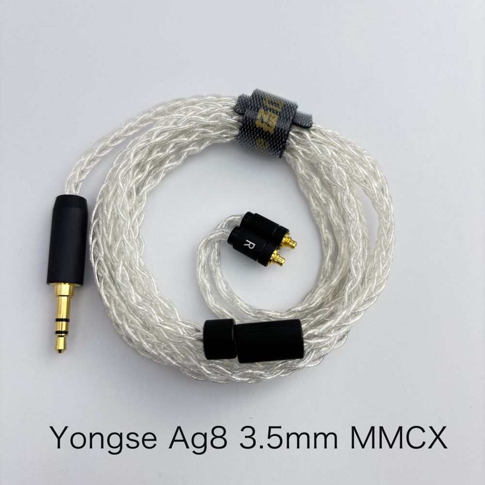 Ag8（エージーエイト）はYongseのブランドとしてはエントリークラスに位置付けられます。
5N純銀を使用したアップグレードケーブルでAg4とAg8ではコア数が違います。

◎Yongse （LIYANG BUCKS DIGITAL CABLES CO., LTD.）とは
2015年設立、中国・江南地域（リツ陽）に拠点を構えるケーブル専門メーカーです。
創業は2015年ですが、コアメンバーはケーブル業界において25年以上の経験を有しており、
設計・材料選定・量産管理に至るまで、豊富なノウハウを蓄積しています。

PC・スマートフォン向けデジタルケーブルに加え、
イヤホン／IEM用オーディオケーブルおよび各種精密コネクターの研究開発・製造を主力事業としています。
カスタマー要求仕様に応じたOEM／ODM開発を強みとし、導体構造設計、耐久性向上設計、
安定した信号伝送設計など、実使用を前提とした製品づくりを行っています。

強力な開発体制。専任R＆Dエンジニア：12名。品質管理担当：17名。第三者試験機関（TUV）との連携体制
単なる製造請負ではなく、設計段階からの技術提案型開発を行い、市場競争力のある製品仕様をご提案いたします。
国際安全基準への対応も進んでおり、当社製品は、UL（米国安全規格）対応、CE（EU適合規格）対応、
RoHS準拠など、国際的な安全・環境基準に適合しております。
北米・欧州市場での販売実績を有し、グローバル基準での品質・安全性を確保しています。

＜仕様＞
●素材：5N銀線
●組方：8コア 5＊3 ／ 0.07
●インターフェイス：MMCX
●プラグ：3.5mm
●プラグ素材：銅＋24K金メッキ 外装：艶消し航空機グレードアルミニウム。オリジナル・スプリッター採用
●ケーブル長：120cm±2cm