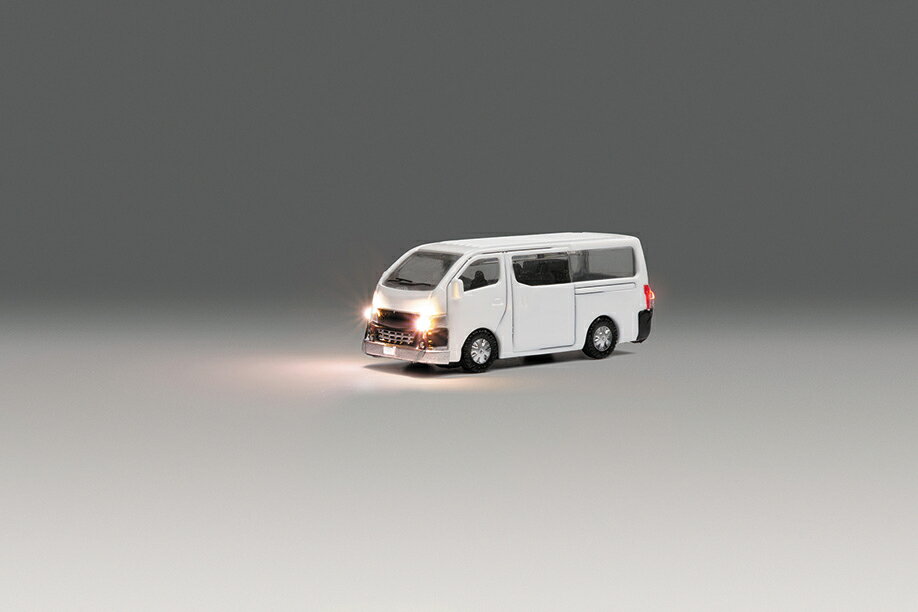 ワンボックス車 白 【24-682A】 (鉄道模型 ジオラマ)