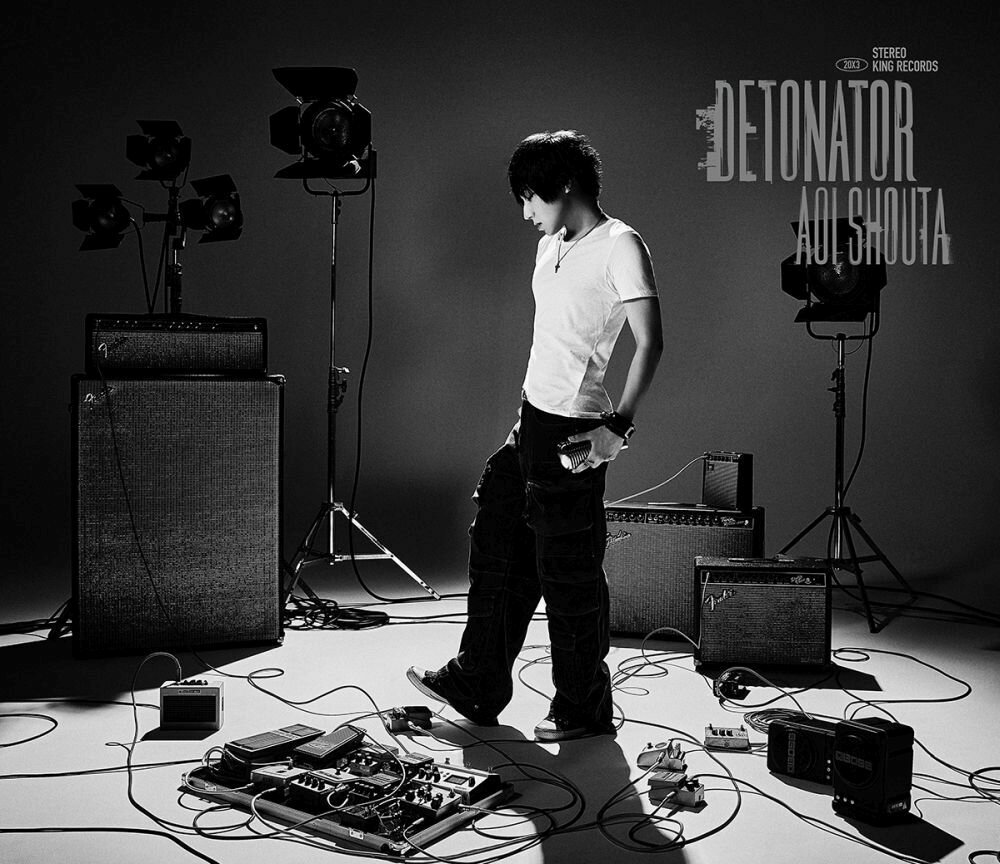 DETONATOR (初回限定盤 CD＋Blu-ray＋PHOTO BOOK) 