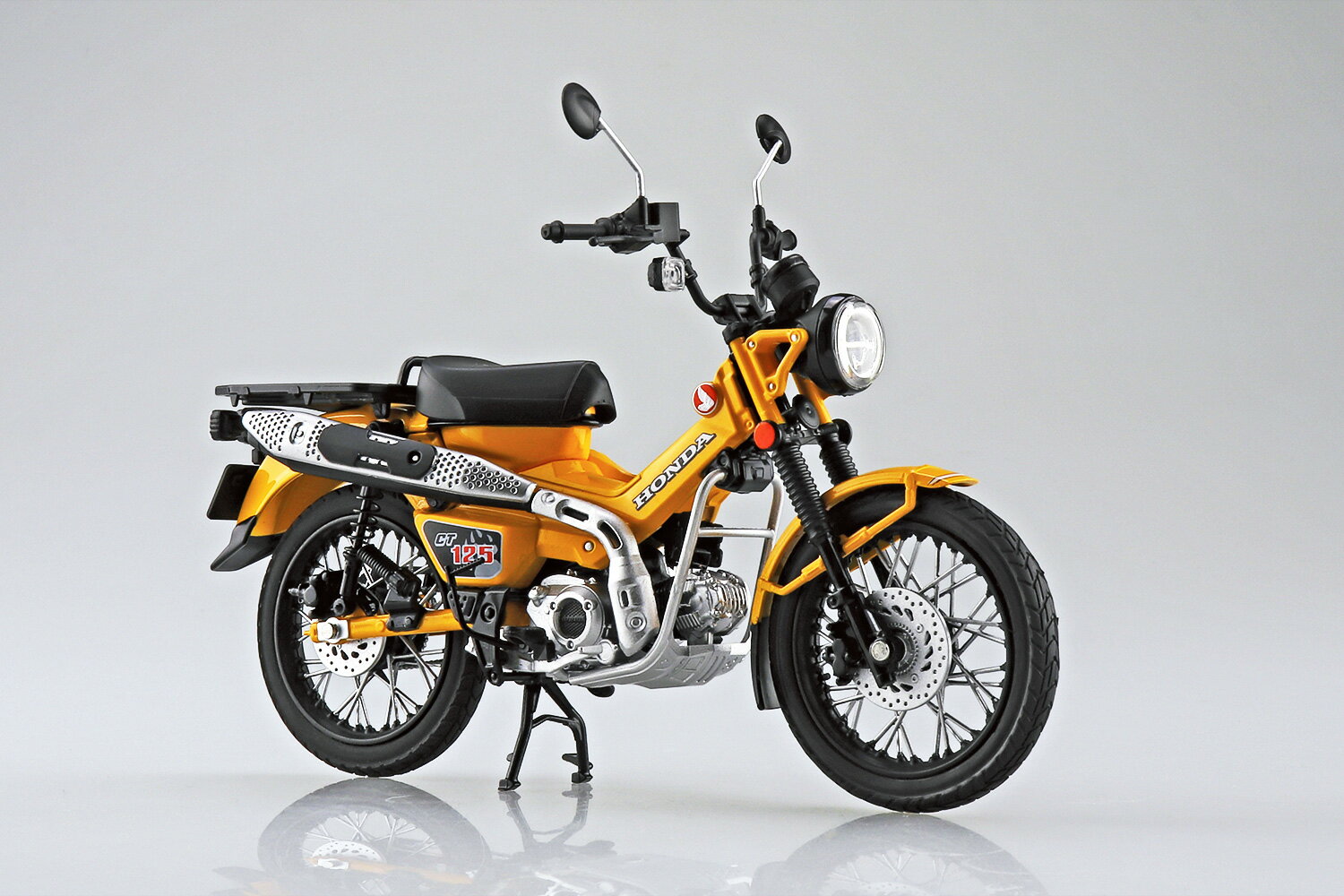 1/12 完成品バイク Honda CT125 ハンターカブ ターメリックイエロー (塗装済み完成品)