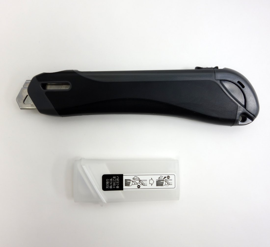 コクヨ カッター フレーヌ 大型 黒 HA-S200D カッター （文具(Stationary)） book-19884284 楽天ブックス サンプル画像2