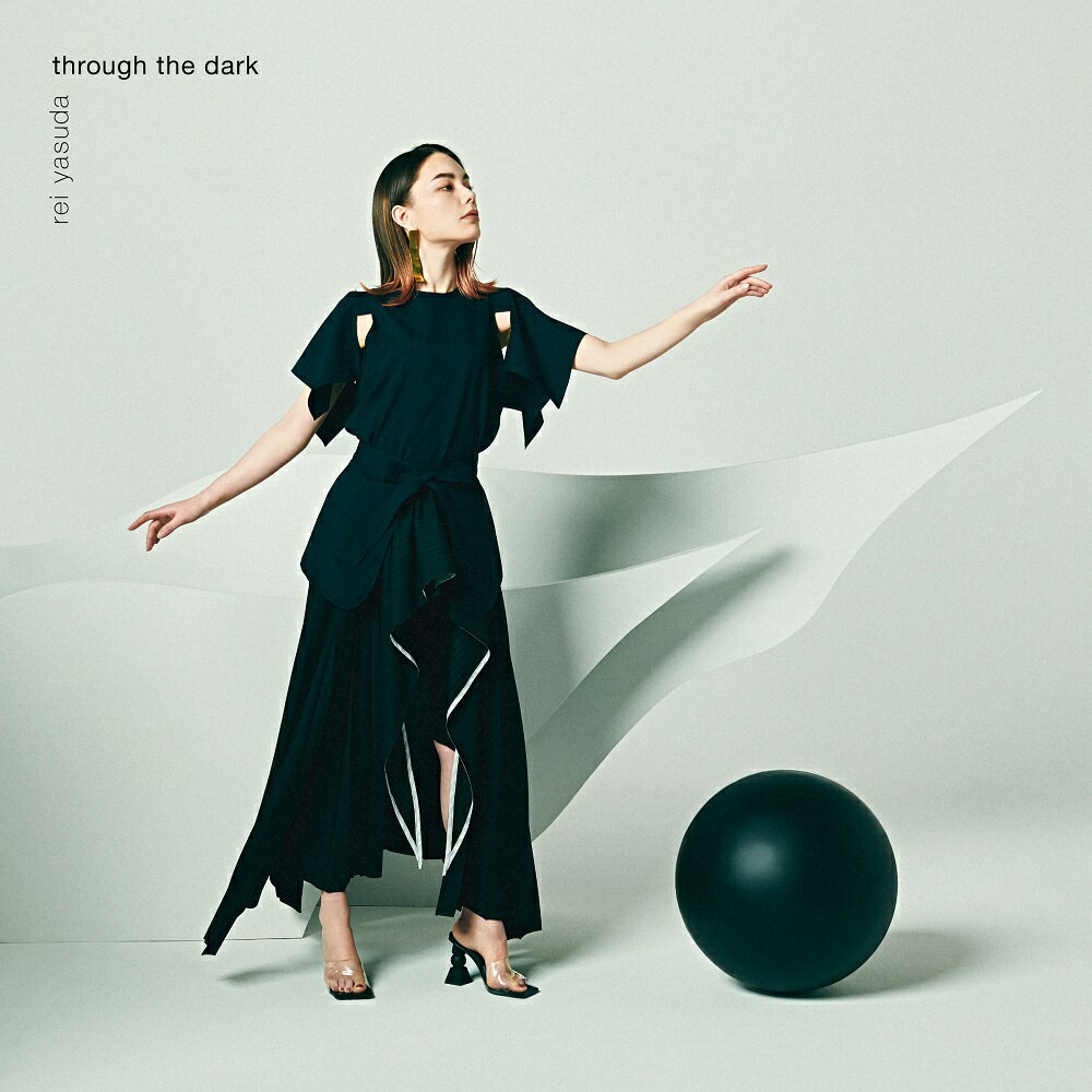 through the dark (初回限定盤 CD＋DVD)