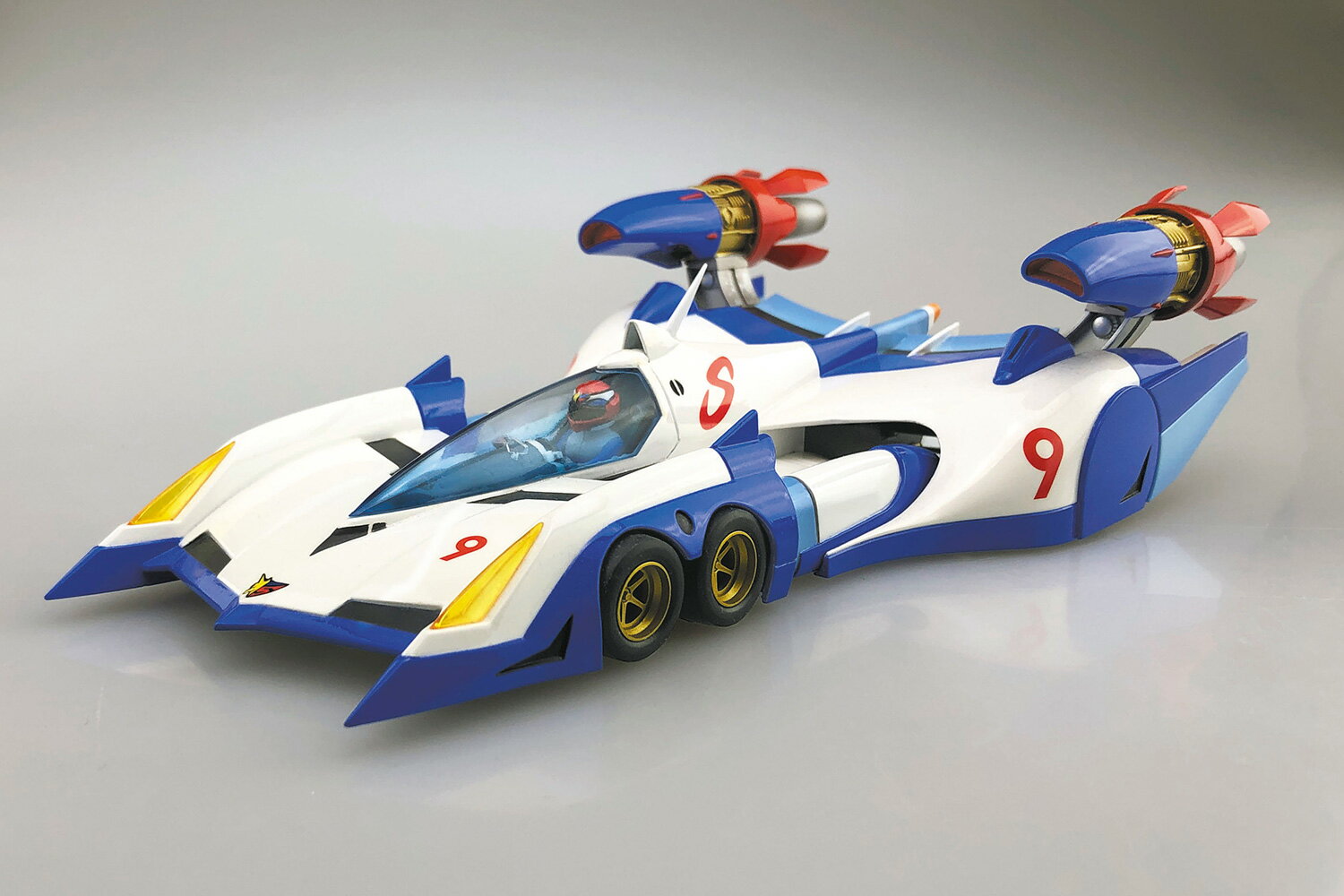 1/24 サイバーフォーミュラ 『新世紀GPXサイバーフォーミュラ』 vアスラーダ AKF-0 エアロモード/ エアロブーストモード/ スパイラルブーストモード 【6】 (プラモデル)